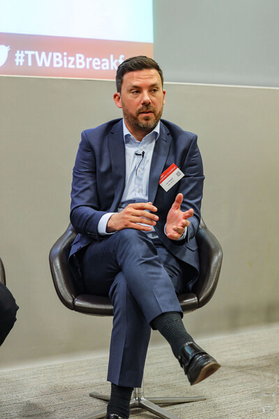 27e0042b9413c03729b6dc0a547d9964_TravelWeekly_DeloitteBusinessBreakfast_103