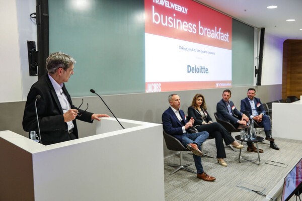 039b640e912d6898d7c7c0030d4dd9a6_TravelWeekly_DeloitteBusinessBreakfast_78