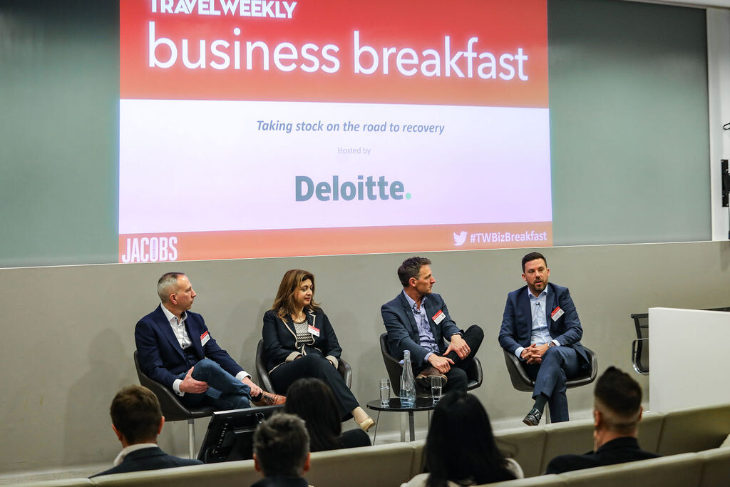 67ee4c9545c0dd2fe7c54d6e1df0c81d_TravelWeekly_DeloitteBusinessBreakfast_92