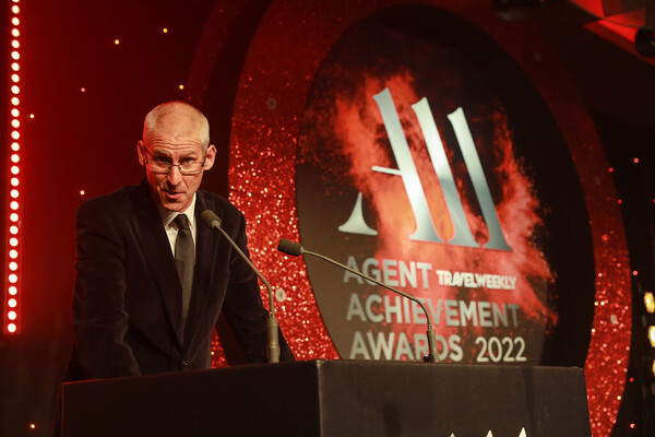 be0b24ef764d7cf95603c2cf5057368c_AgentAchievementAwards2022_Ceremony152