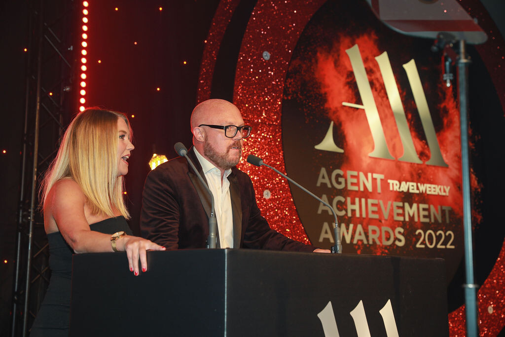 23b3fb0168bd624976dafd8317b9abf7_AgentAchievementAwards2022_Ceremony65