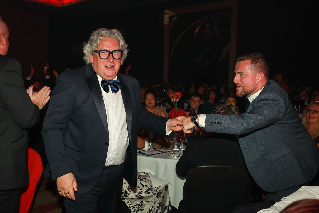 959444387b6d8a8ae31ce96bbc09a21e_AgentAchievementAwards2022_Ceremony102