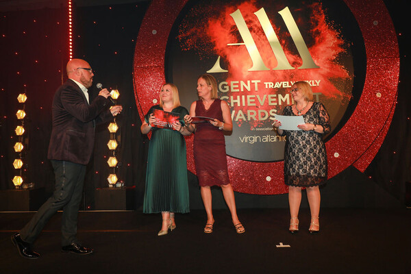 836d0b999e2673f909697a8e1dcfa58a_AgentAchievementAwards2022_Ceremony67