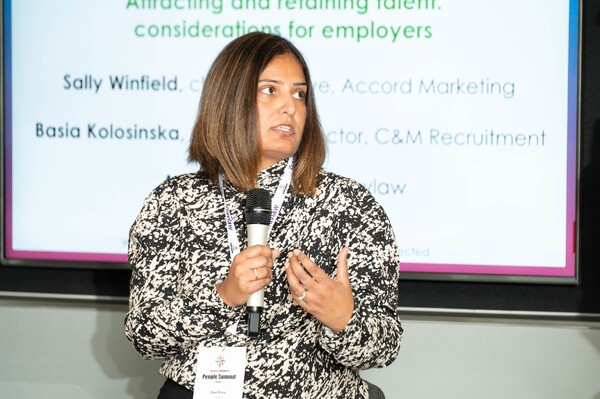 c9f08bce8bfc3c4513981c19e536b524_221114-121208-TWpeopleSummit