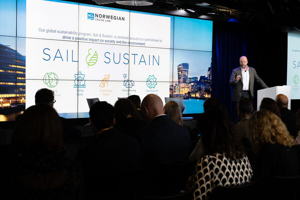 fdd4c3019554e4f837393680b4396739_TravelWeeklySustainabilitySummit2022201