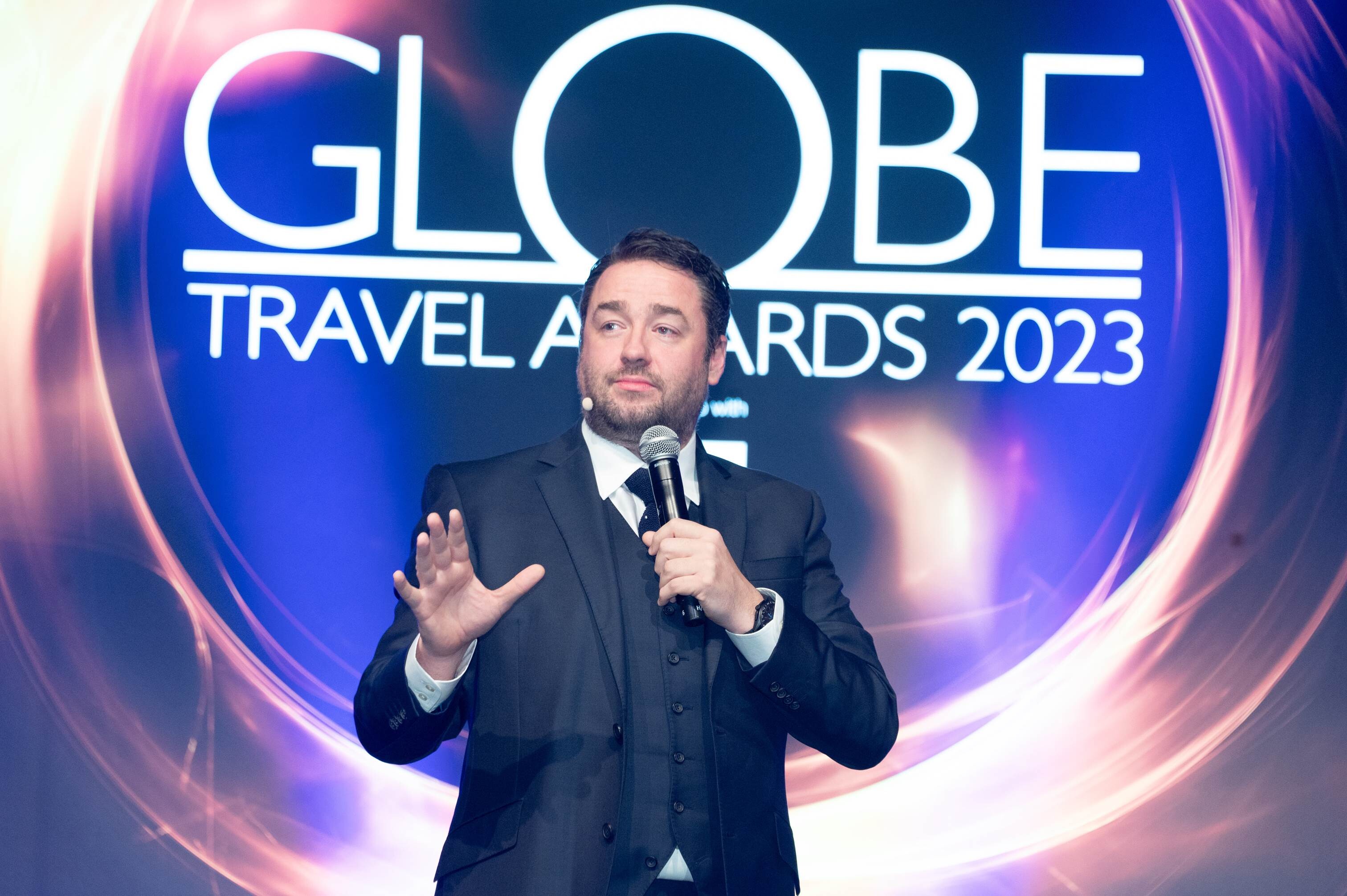 e0c38477e99b8f43033053f0c1683192_230112-220149-Globes23