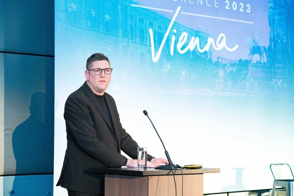 a3c8bb008095b68256245f42f9426f57_230312-170038-CliaVienna23