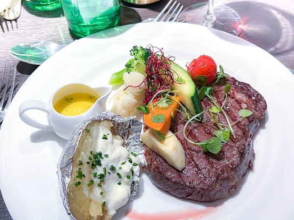 b8bcb8670f6ef85e068e109669d1395c_230312-224848-CliaVienna23