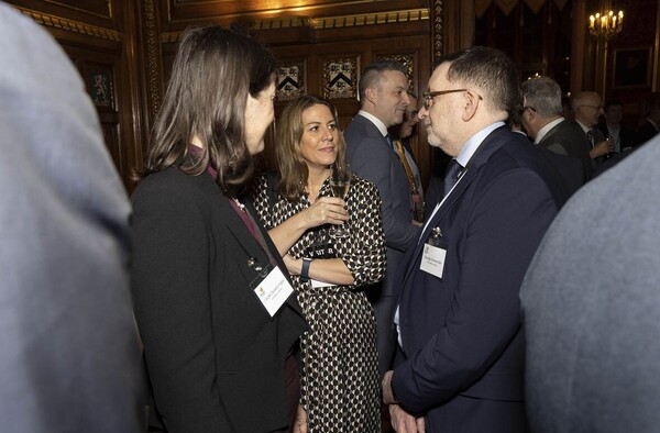 5d017b7424343d42a19505fa6a2b2bfd_8