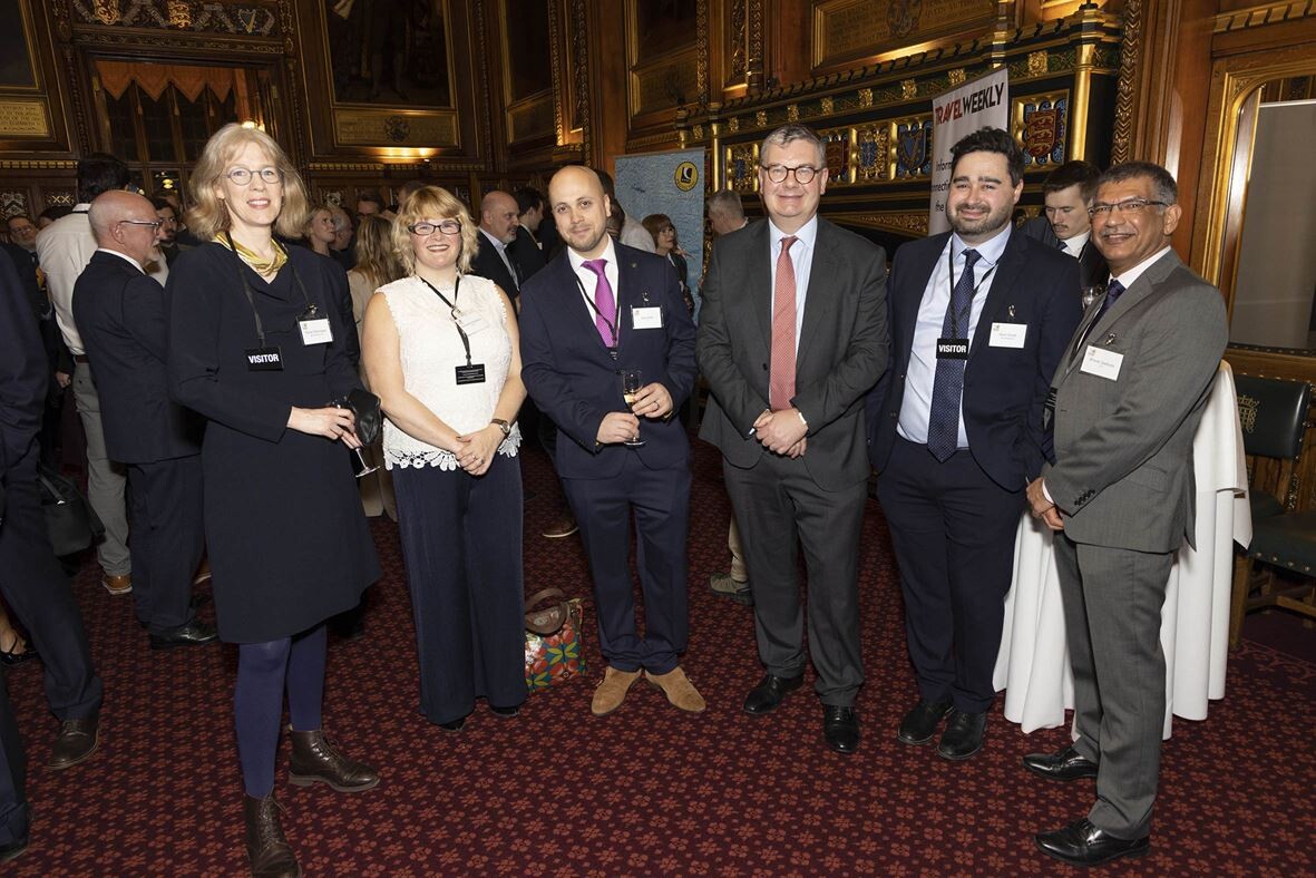 520b4648efa0bc7c64754d85451aa2d5_17