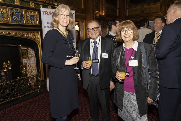 875df26bcaadae9d931ea34460a0babe_5