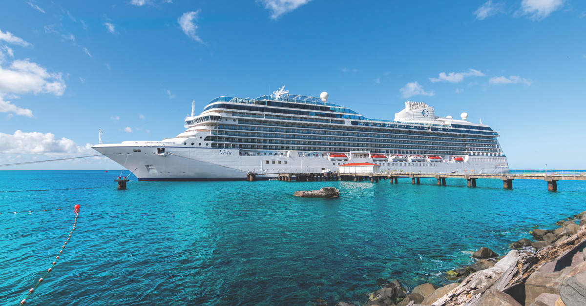 Oceania_Vista_in_Caribbean_Roseau_Dominica._Resized.png