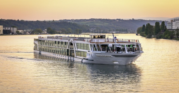 Agents offered 5% commission hike by Amadeus River Cruises  