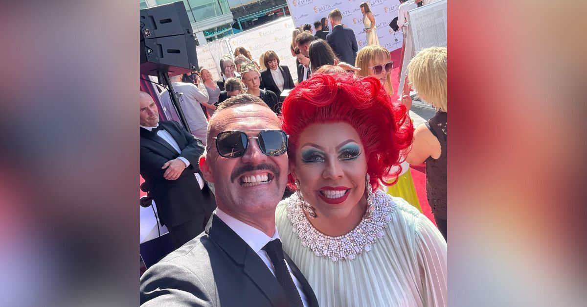 Jonny Peat and La Voix. Resized