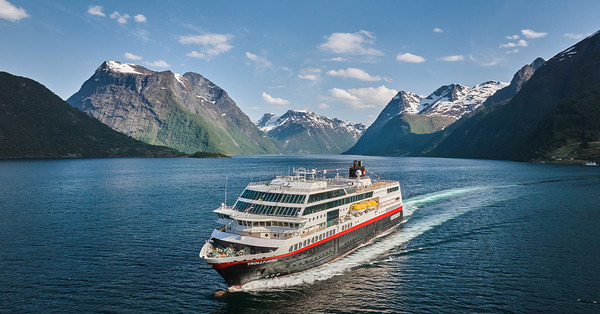 Cruise Norway through the seasons