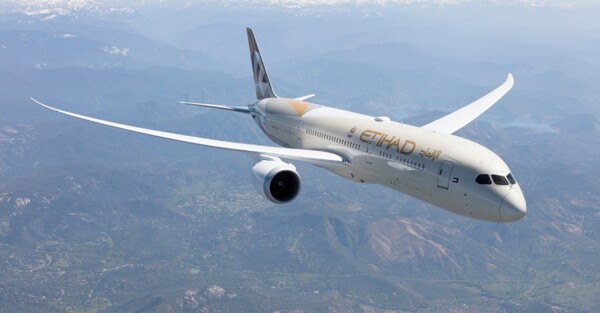 Etihad Airways orders 28 widebody Boeing aircraft