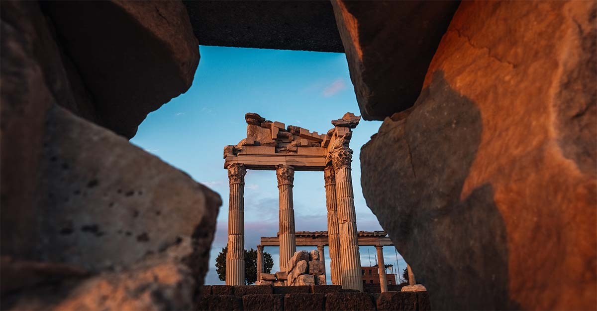 shutterstock 2400122931