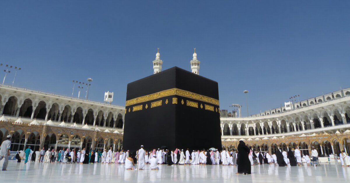 تحصر السعودية الحج على المواطنين والمقيمين الملقحين