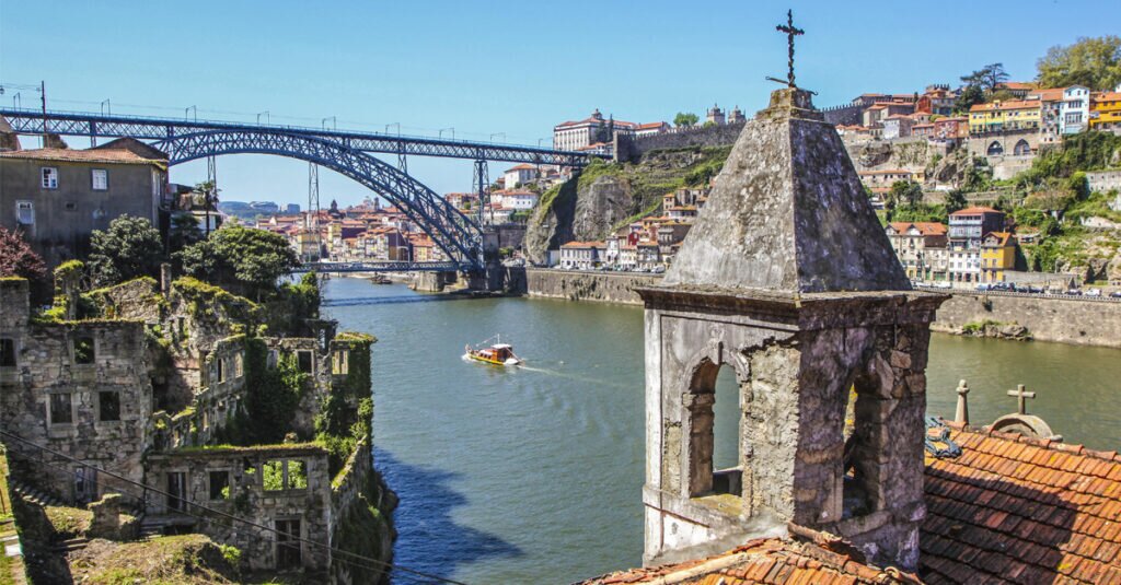 Why travel agents should tap into the growing cruise-and-stay market
