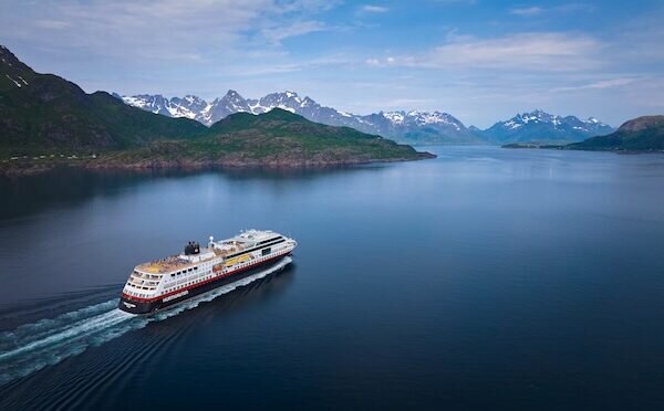 Hurtigruten releases wave discounts