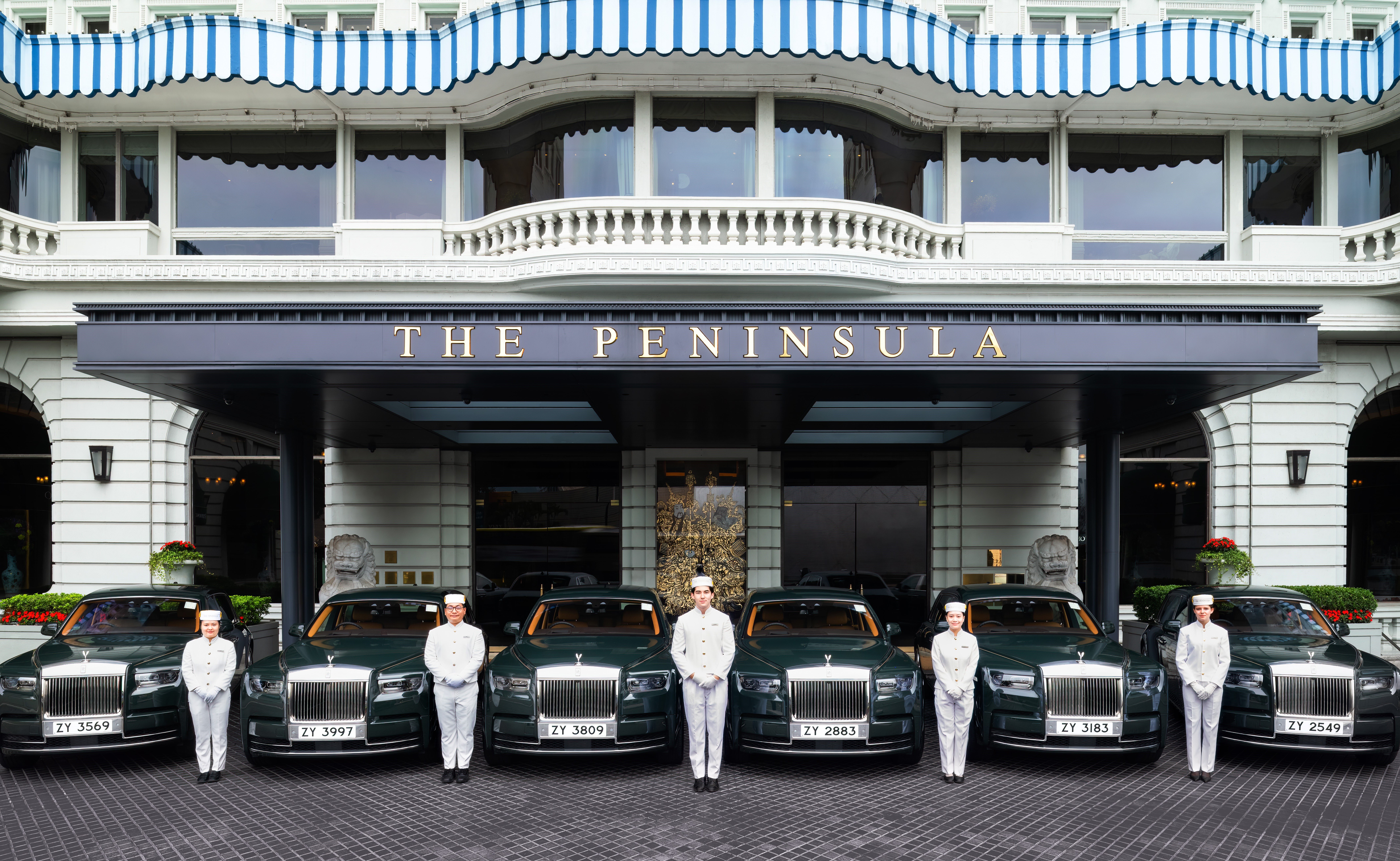 Peninsula Hong Kong welcomes six bespoke Rolls-Royce Phantoms