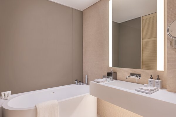 05.One Bedroom Suite.jpg