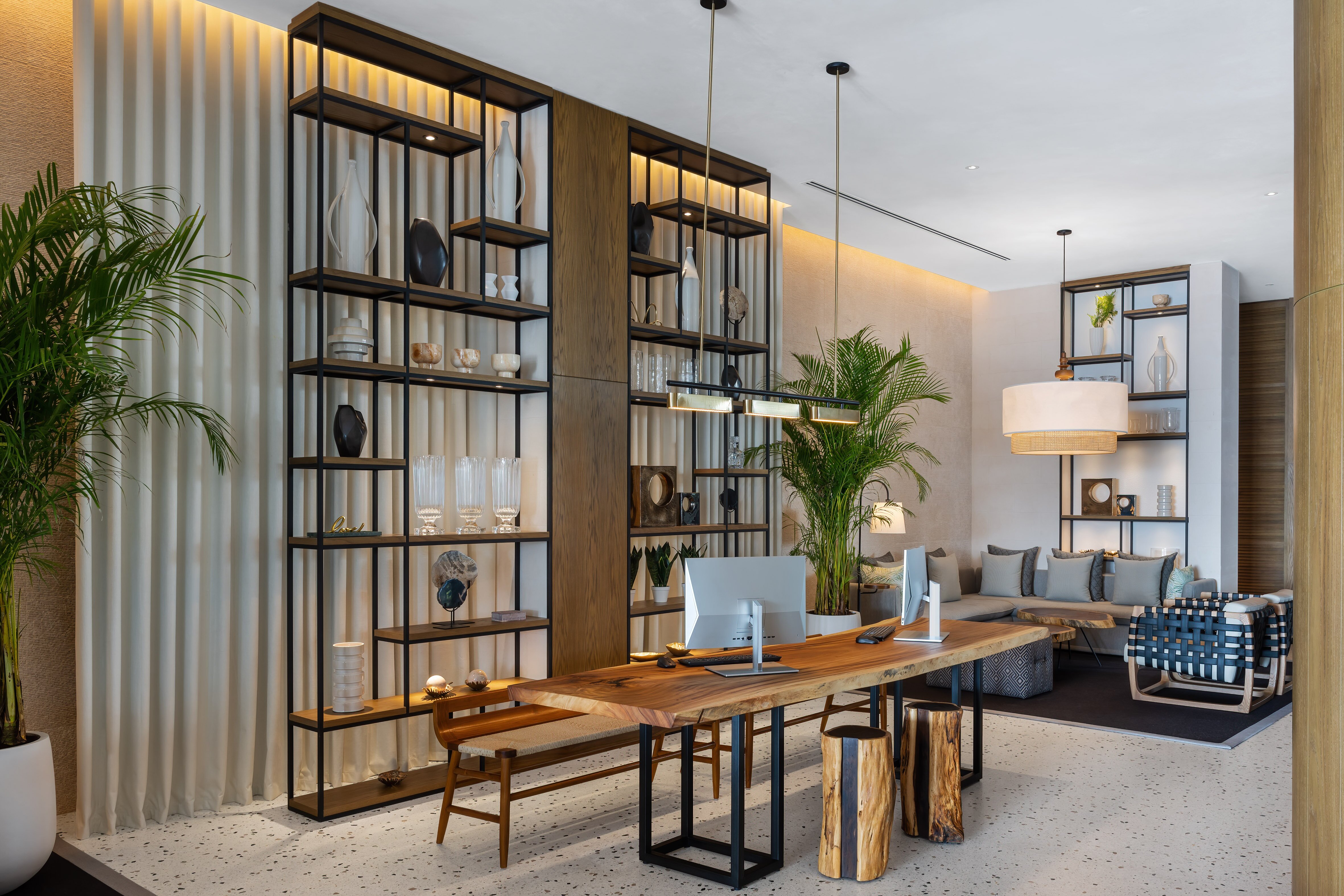 DXBZL_lobby_004.jpg DXBZL_lobby_004.jpg