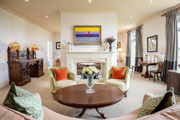 Queenask Sitting Area.jpg