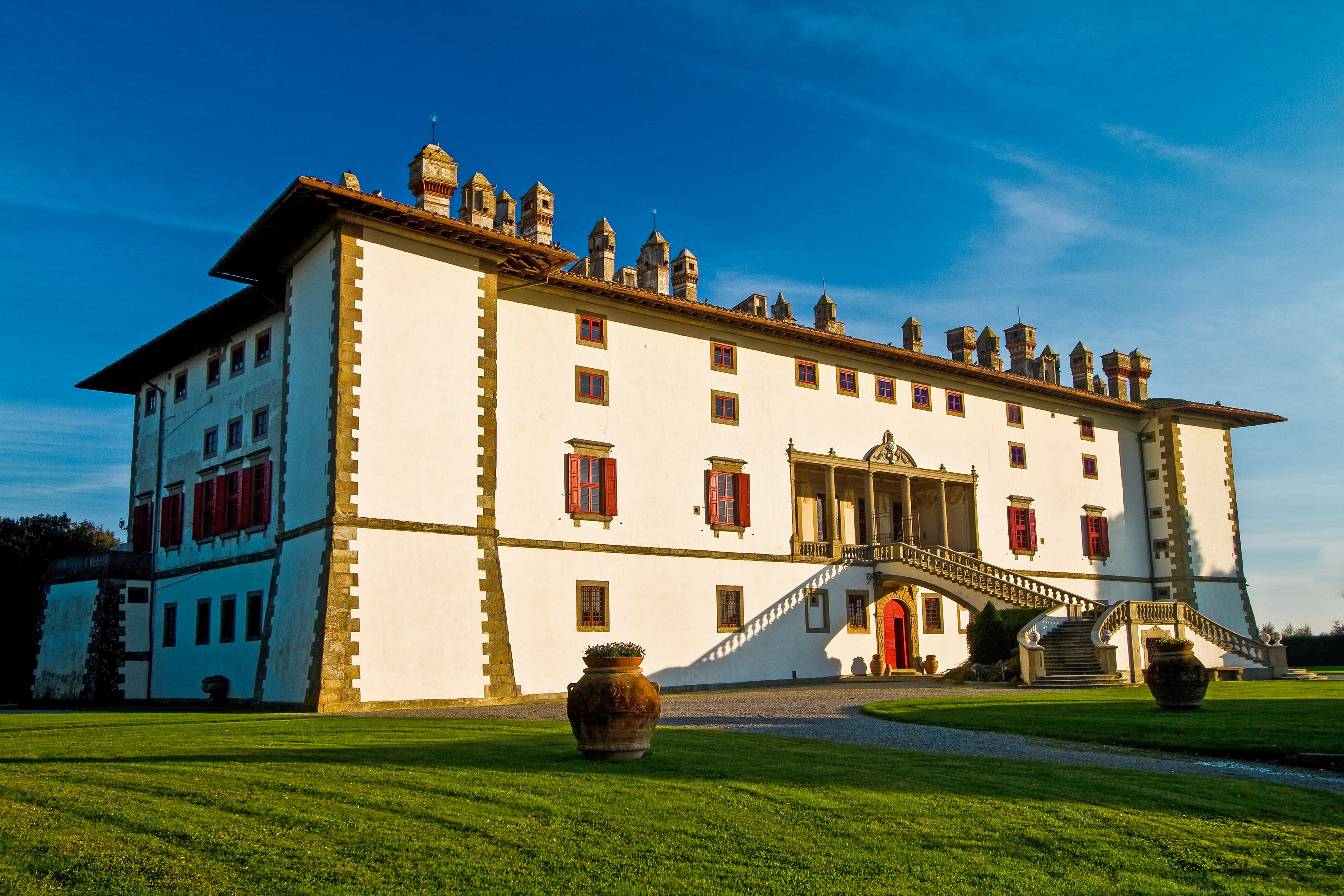 006TenutaDiArtimino_MeliaCollection-La Ferdinanda facade (1).jpg 006TenutaDiArtimino_MeliaCollection-La Ferdinanda facade (1).jpg