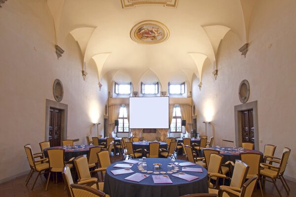 418TenutaDiArtimino_MeliaCollection-Salone_Orso_Meetings (1).jpg