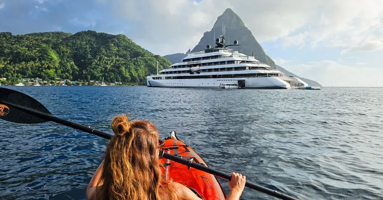 Caribbean EYC Emerald Sakara Saint Lucia with kaya. Resized.