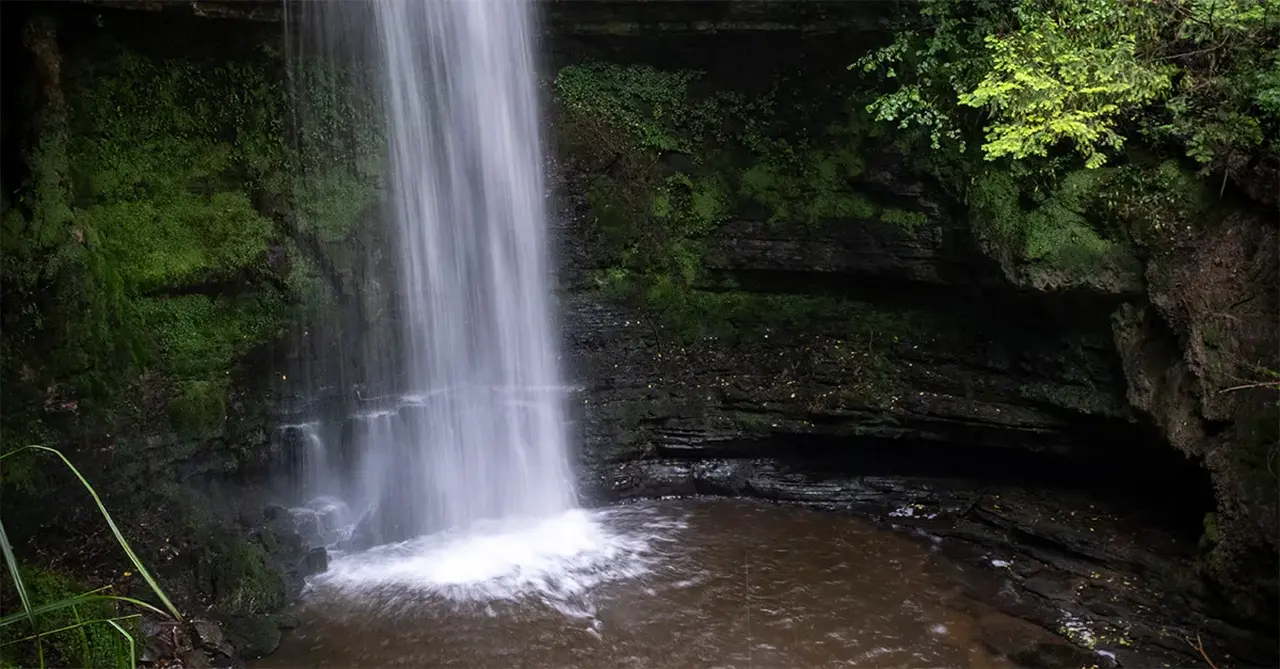 IRELAND Glencar waterfall 1256