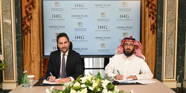مجموعة IHG تفتتح فندق كراون بلازا في المدينة المنورة بالسعودية