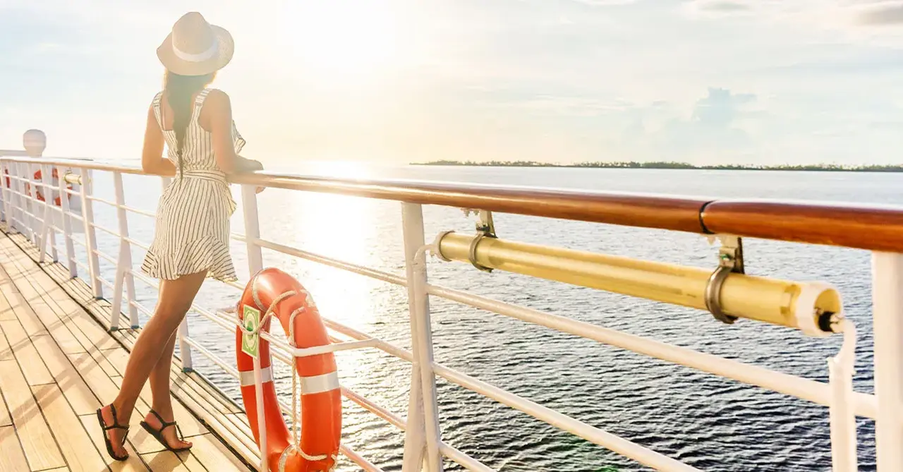shutterstock Cruise generic