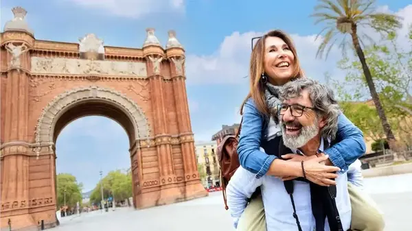 أزامارا تطلق مبادرة "live like a local" لتعزيز الرحلات الاستكشافية