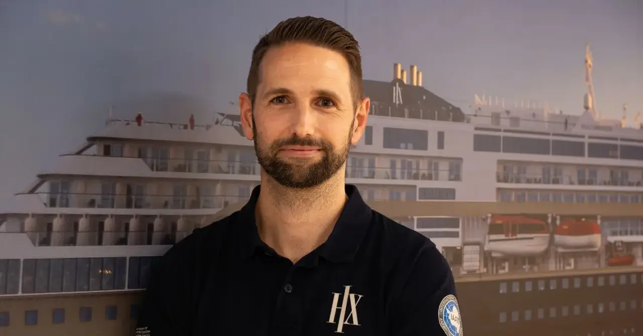 Nathaniel Sherborne. HX. Resized