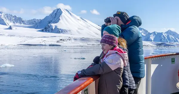 Hurtigruten to double Svalbard Line capacity for 2026