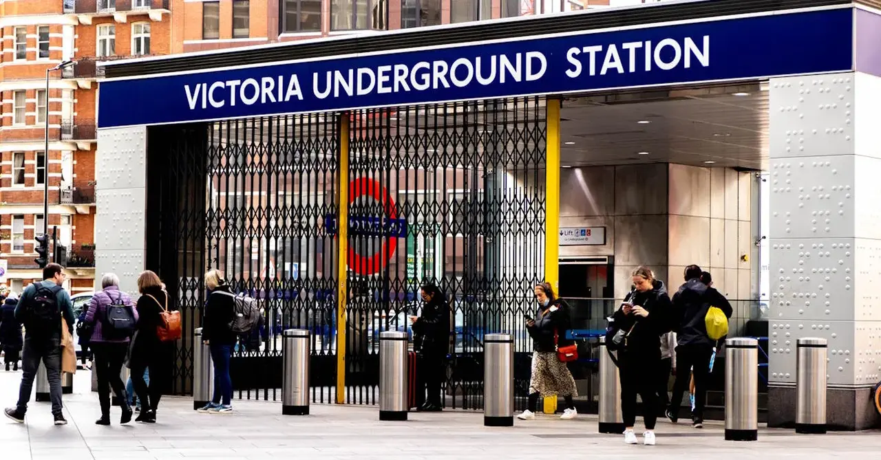 London airports issue travel advisories as tube strikes begin