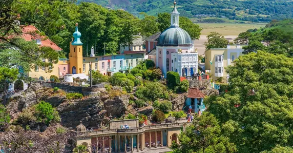 Castles, Coastlines and Starry Skies: A luxury travel guide to Wales