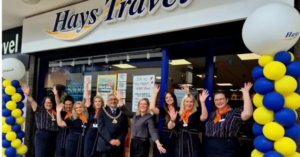 Agent returns to Burnley after 27 years to open new Hays Travel branch 