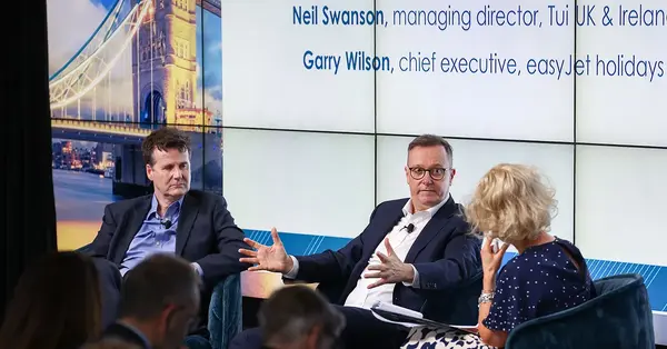 Tui and easyJet holidays celebrate strength of sales via indie agents
