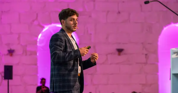 Google travel specialist urges InteleTravel agents to create video content
