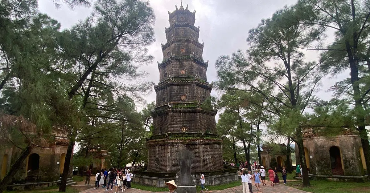 Thien Mu Pagoda hue Vietnam credit Tamara Hinson 2