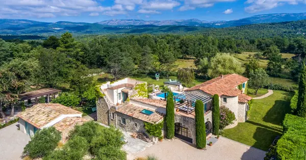 Oliver’s Travels buys Pure France in largest acquisition to date