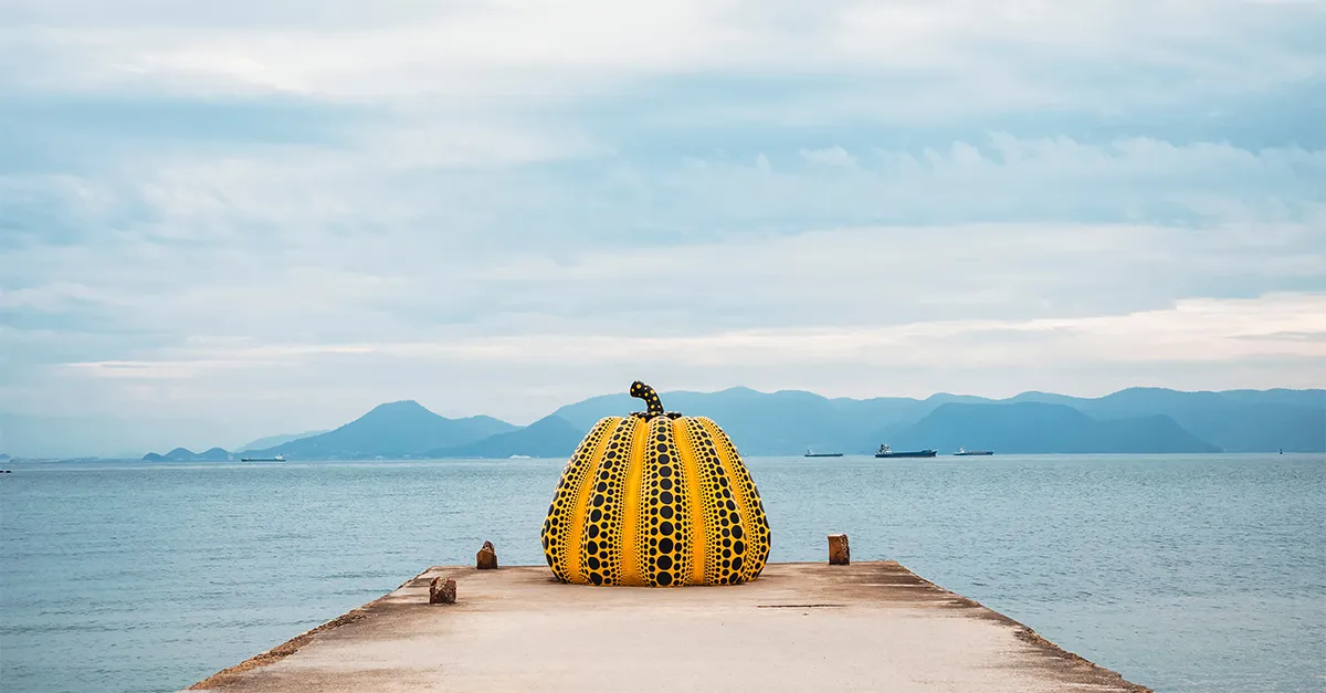 shutterstock 2049281327