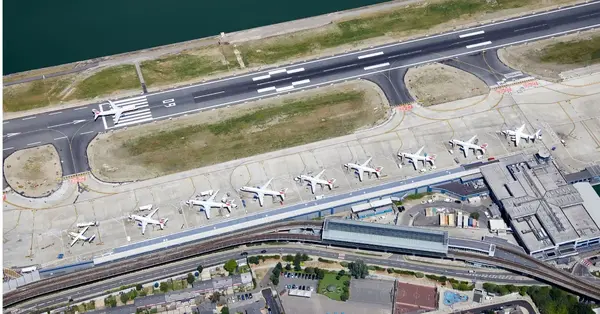 London City airport gains £490m refinancing from leading banks