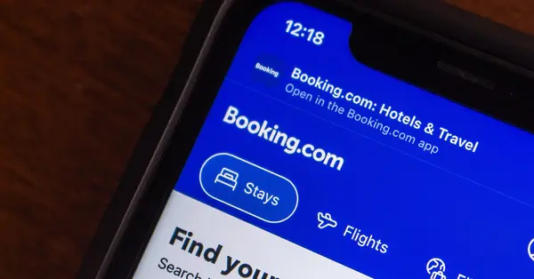 Booking.com sells Connected Trips as Linked Travel Arrangements
