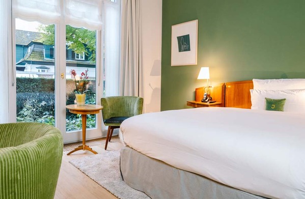 Louis C Jacob Hamburg Autograph Collection