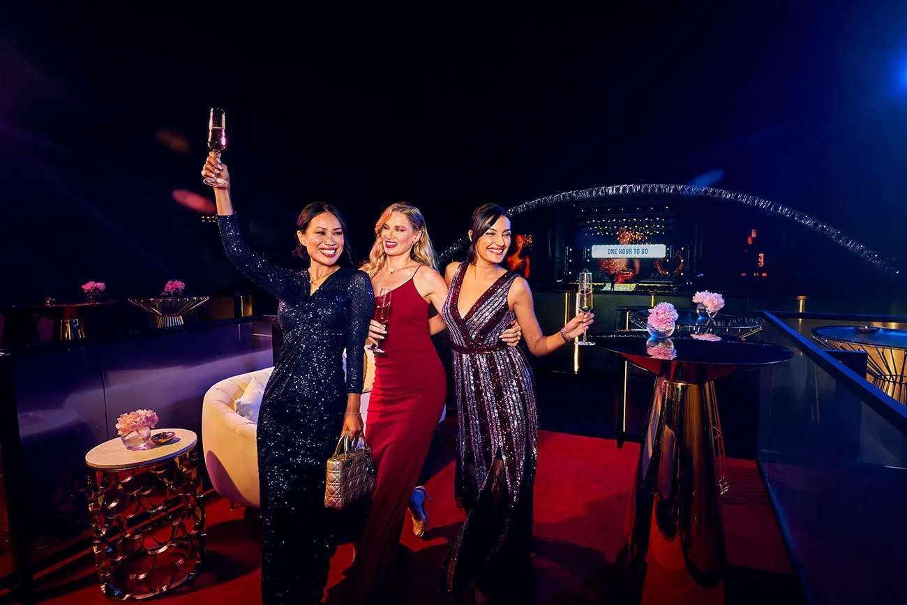 24 12 30 atlantis 0340 v1copy