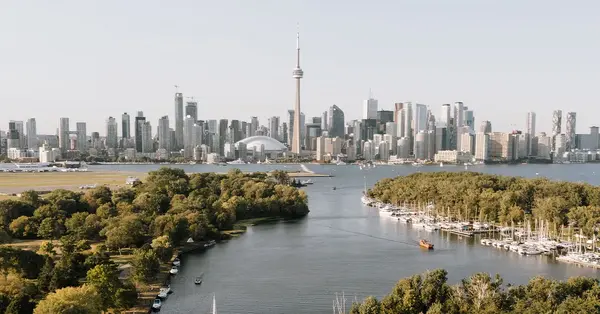 First-time fam to Canada: Ontario